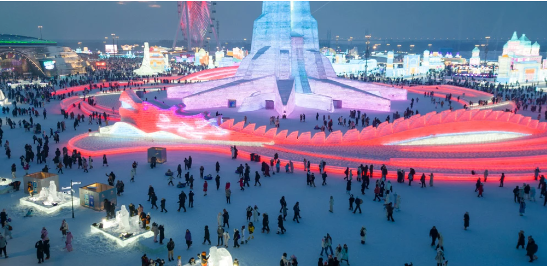 Taman Es-Salju Terbesar di Dunia Tarik 1 Juta Orang dalam 20 Hari